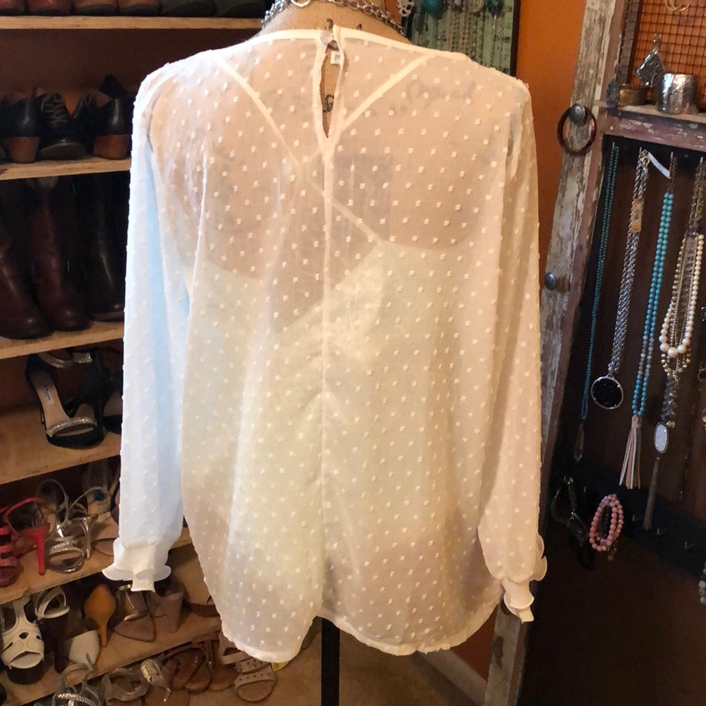 Cream blouse - Picture 4 of 4